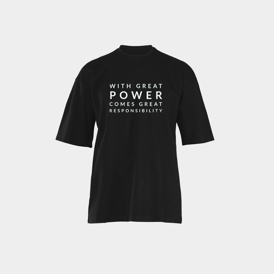 تيشيرت قصير الأكمام بتصميم عصري / Short Sleeve T-Shirt
