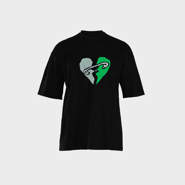 Green Lightning Heart T-Shirt – تيشيرت قلب برق أخضر من NOVUS